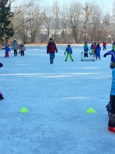 ice skating | © Alber Waltraud | Volksschule Bad Waltersdorf | © Alber Waltraud