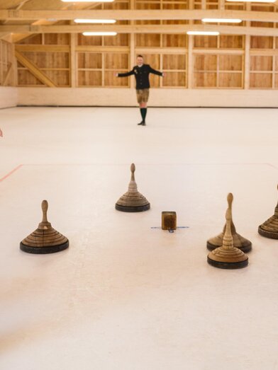 Eisstockschießen Eishalle Zloam | © Narzissendorf Zloam, www.zloam.at | Narzissendorf Zloam, www.zloam.at | © Narzissendorf Zloam, www.zloam.at