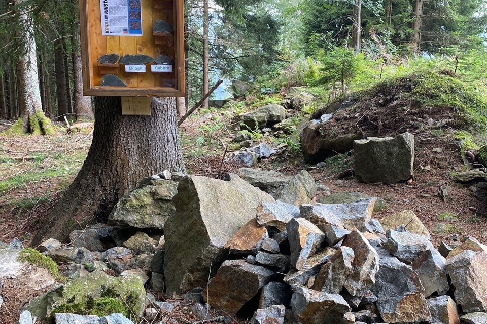 Eklogitklopfplatz Glashütten - Impression #1 | © Alexandra Wippel