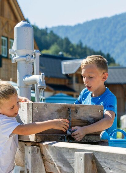 Erlebnisspielplatz Zloam | Narzissendorf Zloam | © www.zloam.at