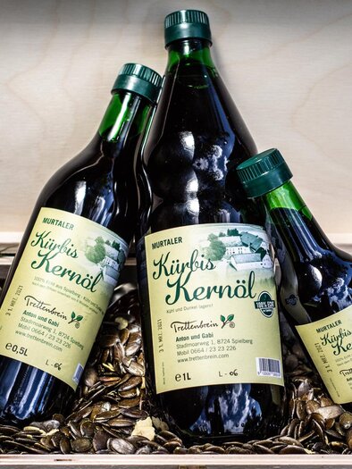 Fam.Trettenbrein-Kernöl1-Murtal-Steiermark | © Familie Trettenbrein