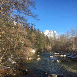 Grundlsee, Traun mit Backenstein im Winter