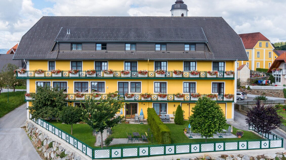 Florianihof_von außen_Oststeiermark | © Florianihof