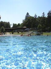 Outdoorpool_Child_Eastern Styria | © Bergmann | © Bergmann