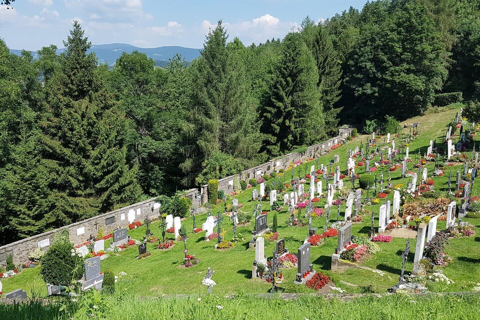 Cemetery Pöllauberg - Impression #1 | © Christine Schwetz