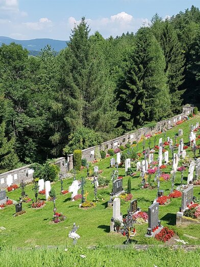 Pöllauber_Cementery_Eastern Styria | © Christine Schwetz | © Christine Schwetz