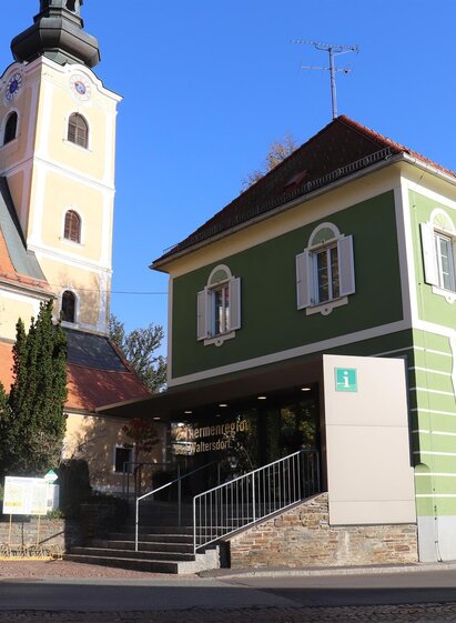 Außenansicht Infobüro BW | Lisa Polster | © Thermen- und Vulkanland