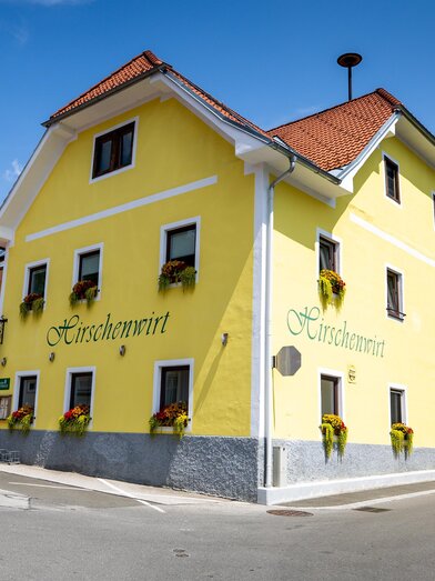 Hirschenwirt Außenansicht | © Tourismusverband Murau | Tom Lamm | © Tourismusverband Murau