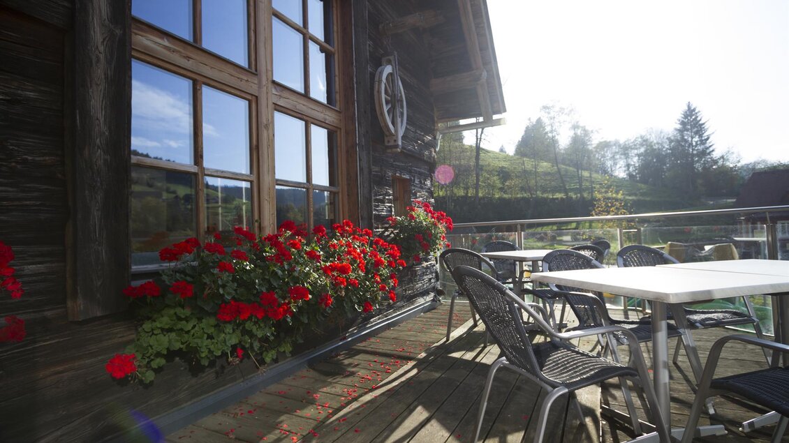 Karl-Wirt_Sonnenterrasse_Oststeiermark | © Gasthaus Karl-Wirt