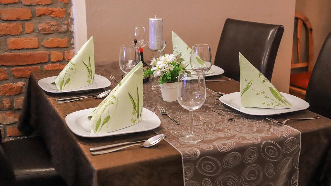 Kirchenwirt Ostermann_Tisch_Oststeiermark | © Tourismusverband Oststeiermark