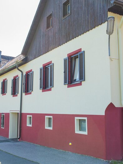GH Stiegenwirt_Hausansicht_Oststeiermark | © Helmut Schweighofer