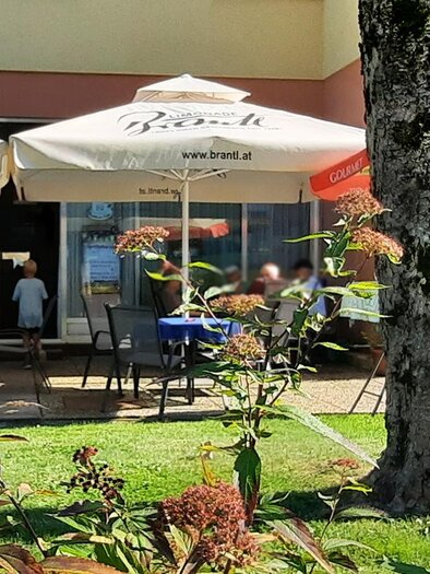 Gasthaus-Cafe Isi Gastgarten | © Isolde Theissl