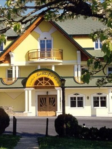 Pröllhofer_Haus_Oststeirmark | © Gasthof Knoll