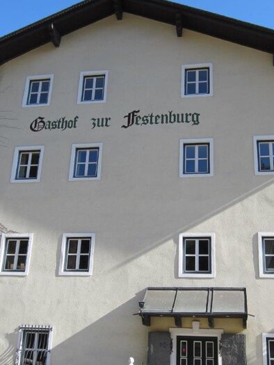 Gasthaus Lang zur Festenburg Aussenansicht. | © Gasthaus Lang zur Festenburg
