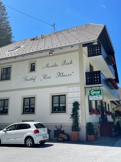 Exterior view of the Inn Zur Klause. | © Tourismusverband Oststeiermark