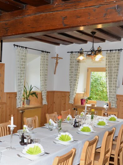 Pferschywirt_Tisch_Oststeiermark | © Tourismusverband Oststeiermark