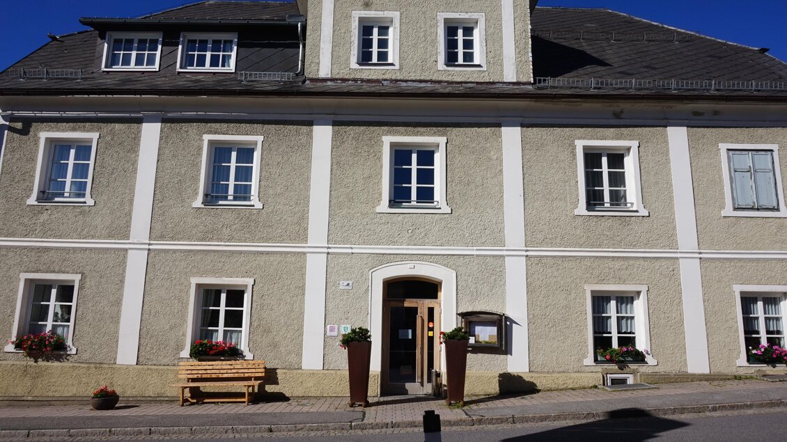 Gasthof "Zum Forsthaus"_vorne_Oststeiermark | © Tourismusverband Oststeiermark