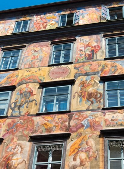 Gemaltes Haus am Grazer Herzogshof – Altstadt erle | © Graz Tourismus-Harry Schiffer