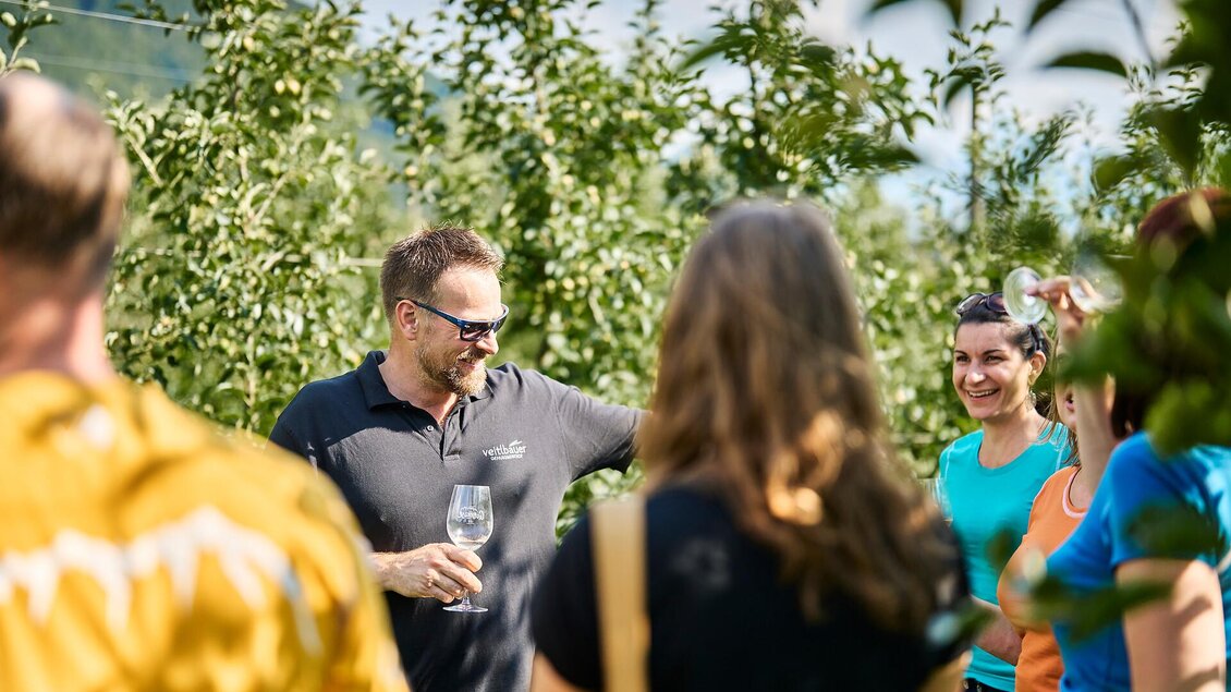 In der Streuobstwiese