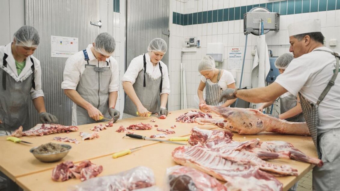 Produktion unserer Fleisch- und Wurstprodukte | © Stefan Leitner