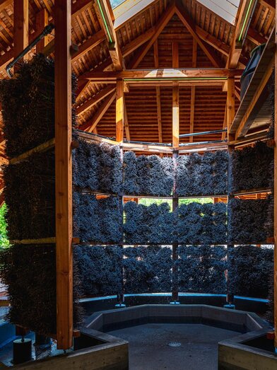 Innenraum der Gradieranlage in Eggersdorf | © Region Graz - Bernd Grosseck | Bernd Grosseck | © Region Graz - Bernd Grosseck