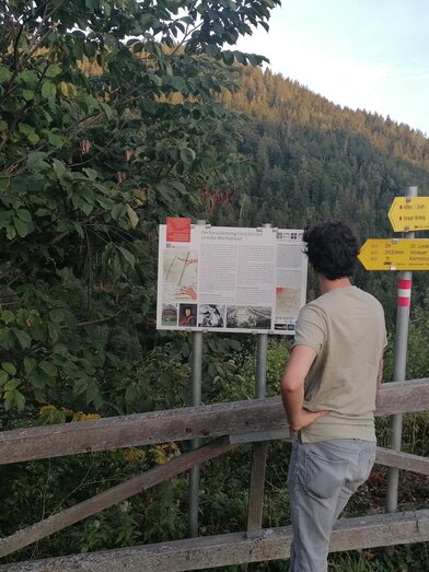 HWW-Station Burg Festenburg/Parkplatz | © Historischer Verein Wechselland - Dr. Andreas Salmhofer | © Historischer Verein Wechselland - Dr. Andreas Salmhofer