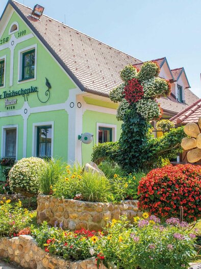 Pond tavern_exterior view_Eastern Styria | © Harter Teichschenke Fam. Wurzer