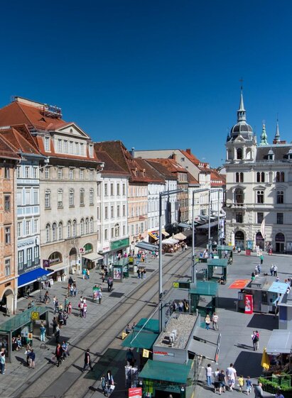 Marktstände am Grazer Hauptplatz – Altstadt er | © Graz Tourismus-Harry Schiffer