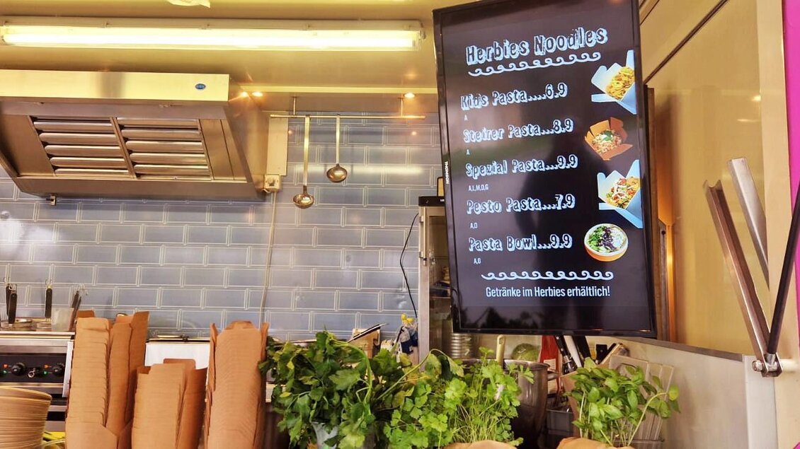 Herbie's Noodles_Noodle Truck1_Oststeiermark | © Gartenschloss Herberstein