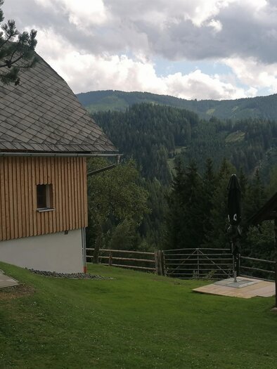 HoferHüttn-Außenansicht-Murtal-Steiermark | © Grete Pichler