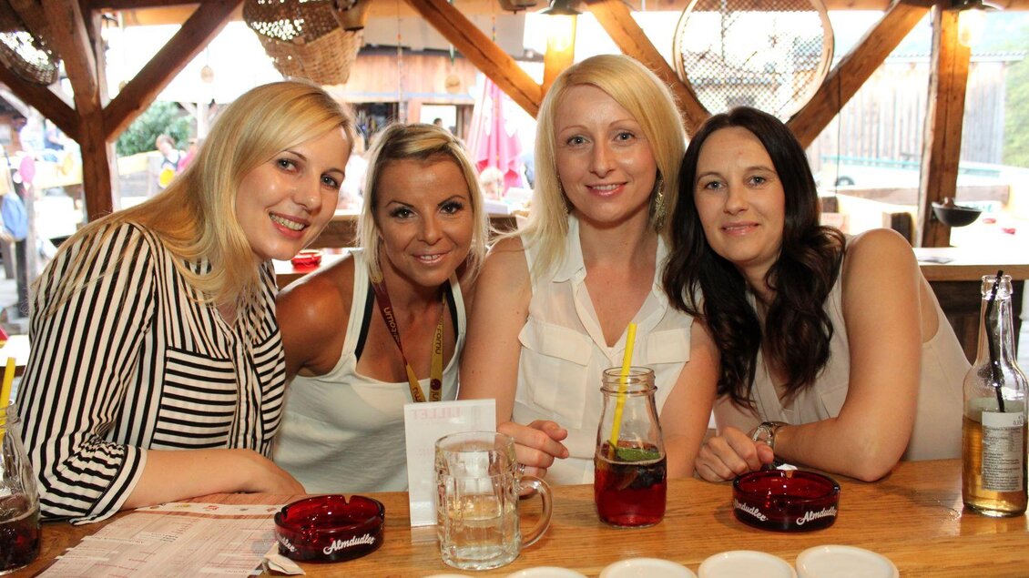 Inseltown_Bar outdoor_Oststeiermark | ©  Heschl-Rechberger KG