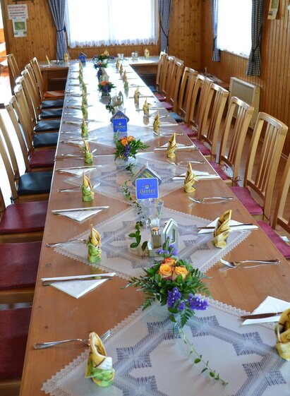 Tisch | Russmann | © Hubmann