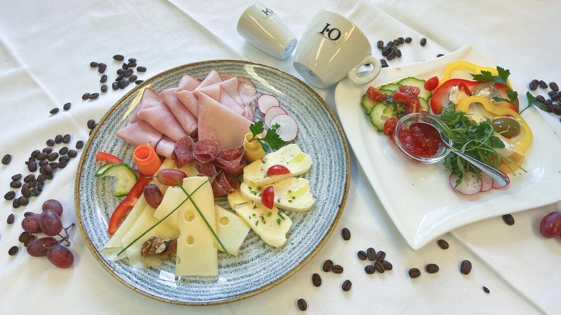 Genussvolles Frühstück in der Kaffee Stub´n am Hauptplatz Stubenberg. | © Kaffee Stub´n