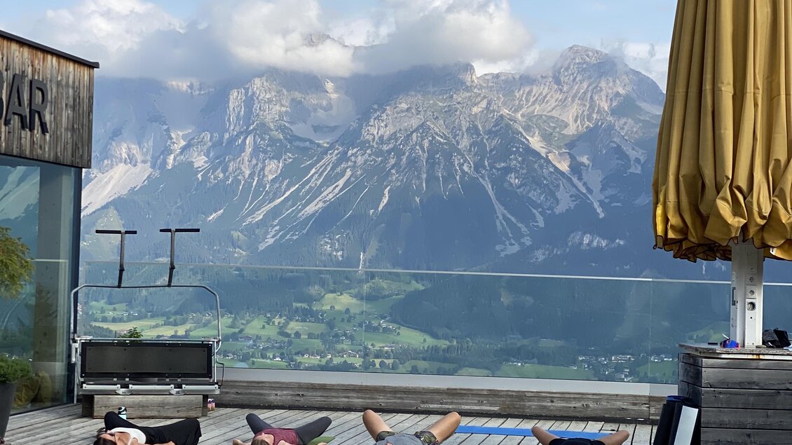 Yoga &amp; Brunch auf der Kessler Alm | © Thomas Steiner
