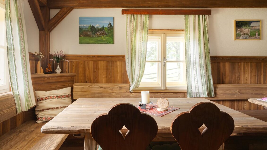 In der gemütlichen Kink Hütte | © Christoph Lukas