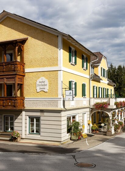 Church Inn Durlacher_house view_East Styria | © Gasthof Durlacher