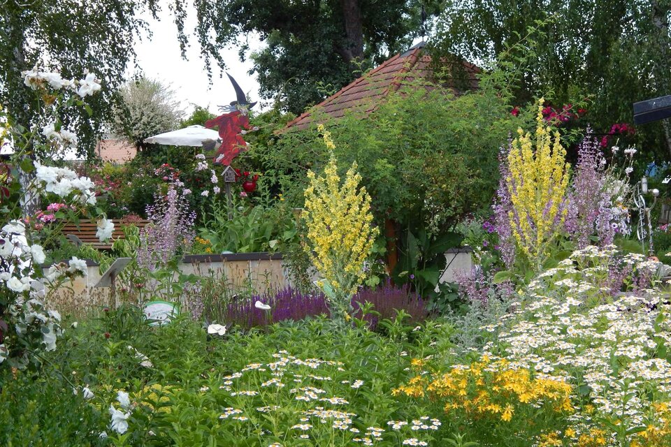 Herb, rose and witch garden Söchau - Impression #1 | © Manuela Schweinzer- Riegler