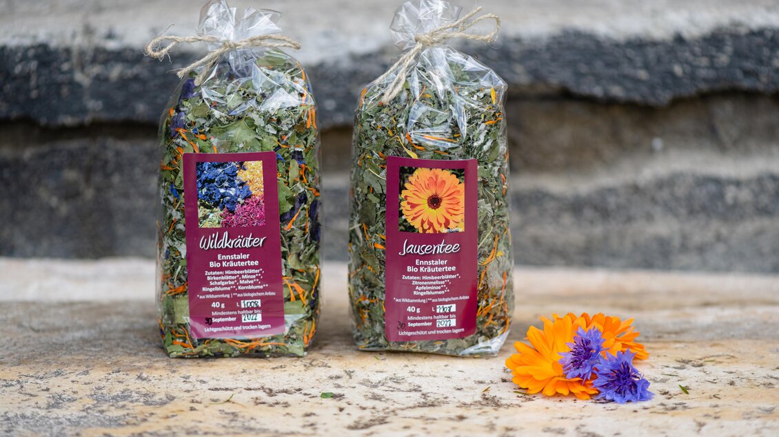 Wildkräuter &amp; Jausentee, Kräuterbauernhof Perc | © Martina Siebenhandl
