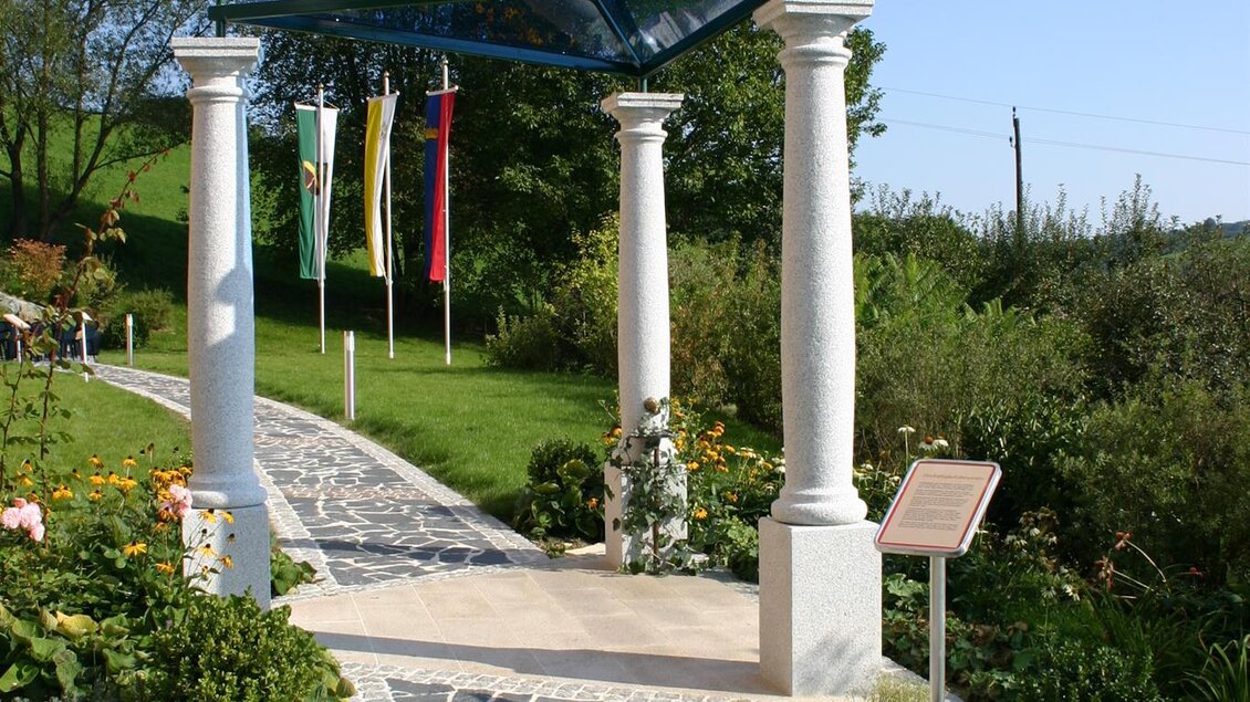 Weg zur Lourdesgrotte | © Gemeinde Unterlamm