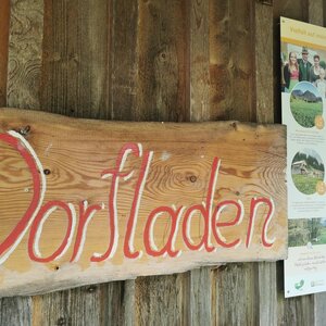 Marion's Dorfladen, Bad Aussee, Schild