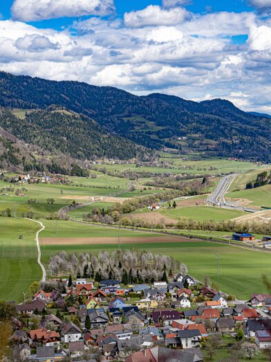 Unzmarkt-Frauenburg-Ansicht-Murtal-Steiermark | © Anita Fössl  | Anita Fössl | © Anita Fössl