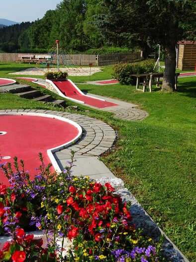Minigolf Fischbach_Anlage_Oststeiermark | © Tourismusverein Sagenhaft Fischbach