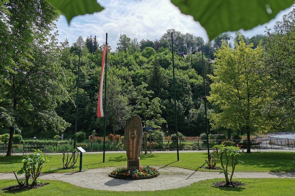 Center stone in the spa park Bad Aussee - Impression #1 | © TVB Ausseerland - Salzkammergut_Theresa Schwaiger