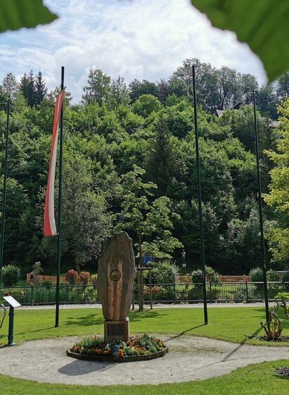 Center stone, Bad Aussee, Kurpark | TVB Ausseerland - Salzkammergut_Theresa Schwaiger | © TVB Ausseerland - Salzkammergut_Theresa Schwaiger