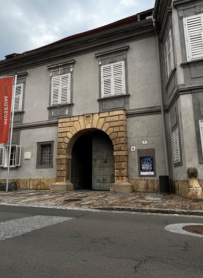 Eingang | Florian Luttenberger | © Florian Luttenberger