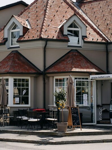 Nellati Eisbar Außenansicht | © Hutter Fotografie