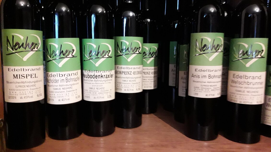 Neuherz Edelbrände | © Gerhart Neuherz