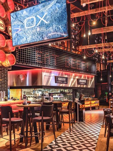 OX Steak & Grill_Interior view night_Eastern Styria