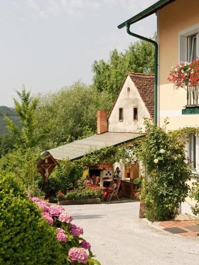 Fruit farm Planner_house view_Eastern Styria | © Obsthof Planner