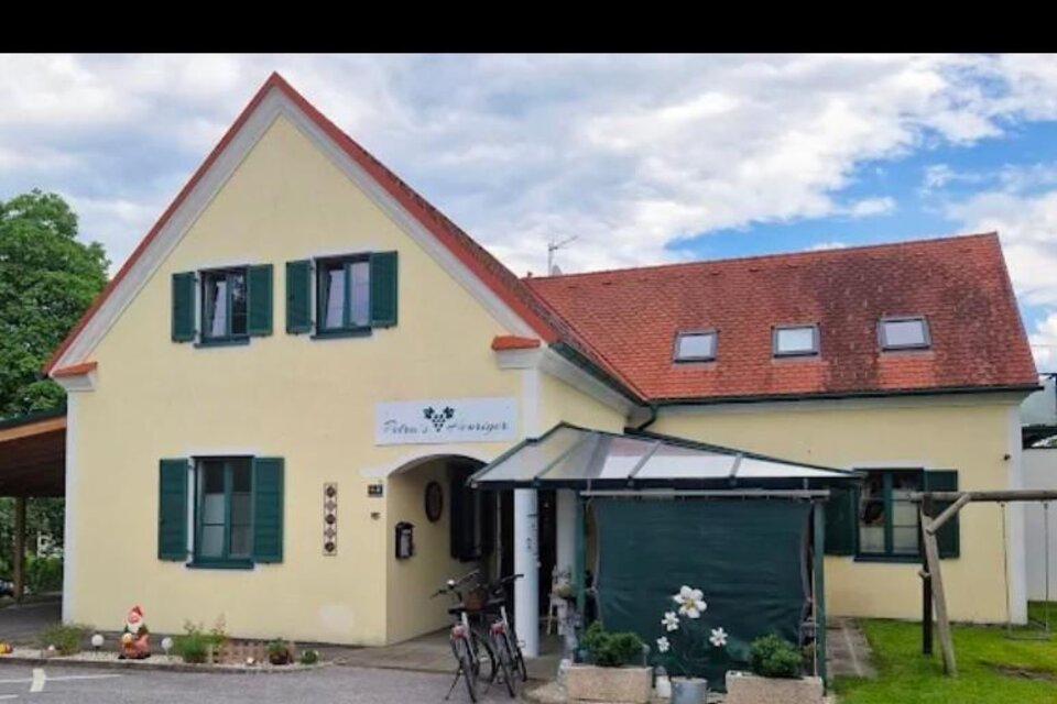 Petra´s Heurigenschenke - Impression #1 | © Janisch